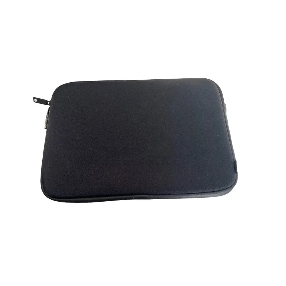 4/$24 Incase Protective Sleeve Black Laptop Bag‎